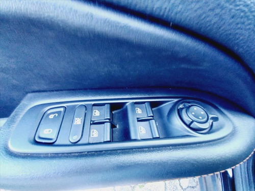 Imagem 13 de 15 de Compass 2.0 16v Flex Sport Automático
