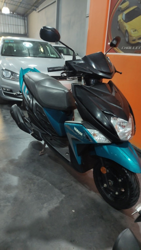 Imagen 2 de 8 de Scooter Yamaha