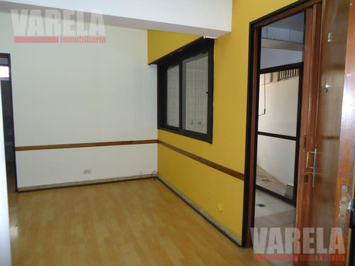 Juan B. Justo 5300 P1° Villa Gral.mitre 2 Amb. Interno C/ Patio. Con Renta. Oportunidad!!