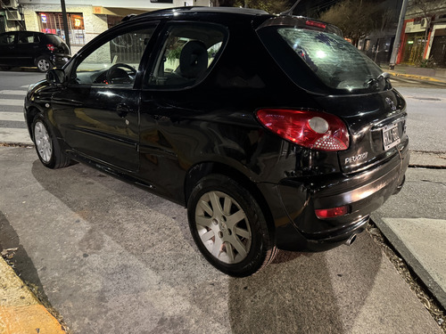 Peugeot 207 2.0 Sedan Xt Hdi Premium
