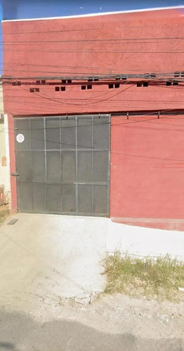 Depósito/galpón En Venta - Sarmiento