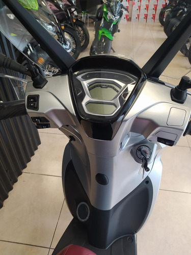 Imagen 6 de 25 de Kymco New People S 150i Ahora 12/18 Agencia Oficial