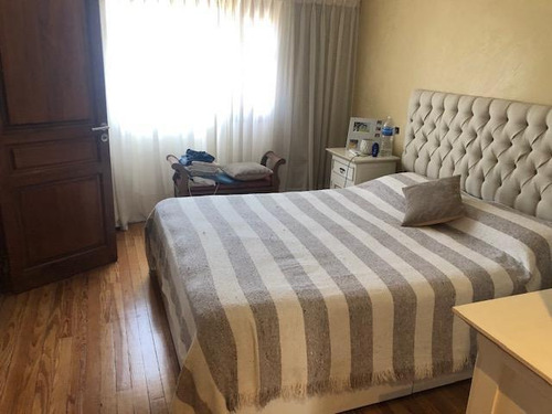 Imagen 12 de 16 de Imponente Casa En Venta 4 Amb Castelar Norte Residencial
