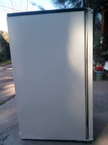 Imagen 8 de 8 de Heladera Bajo Mesada Philips-wirlpool 119