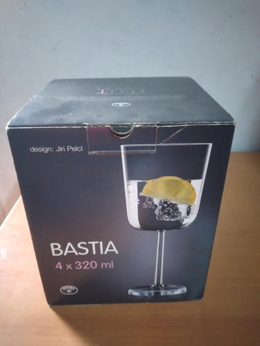 Set De 4 Copas De Cristal Bohemia By Bastia 320 Ml