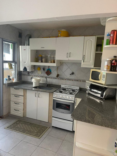Departamento En Complejo Mil Viviendas