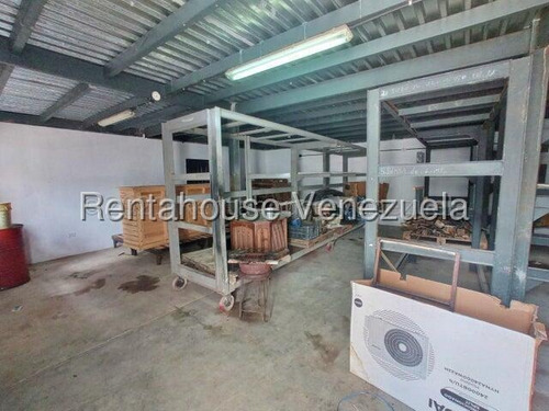 Rent-a-house Vende Amplio Nave Industrial, El Limón, Maracay, Estado Aragua, 25-11260 Gf.