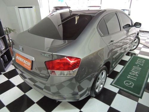 City Lx 1.5 Flex Completo Cinza 2011