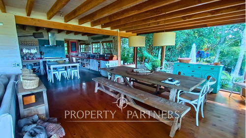 Linda Casa Orilla De Lago Con Playa Exclusiva Y Vi...