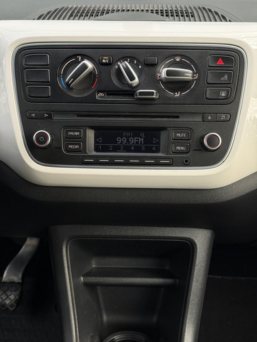 Volkswagen Up! 1.0 Cross Up!