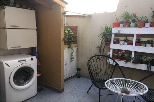 Venta Duplex Tipo Casa, Lanús, Todo Luz, Impecable