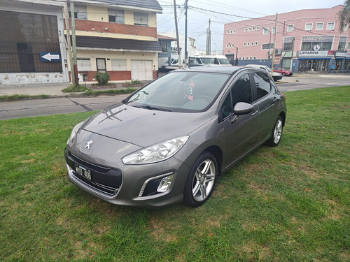 Peugeot 308 2.0 Feline 143cv
