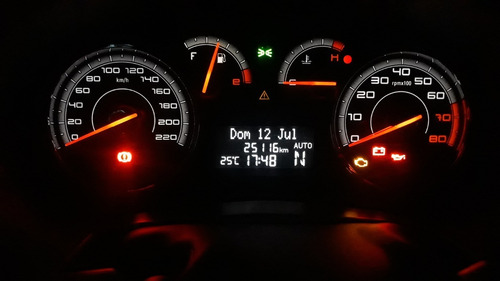 Fiat Grand Siena 2013 1.6 16v Essence Flex Dualogic 4p