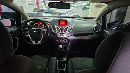 Ford Fiesta Kinetic 1.6 Titanium 120cv