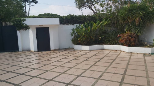 Imagen 4 de 14 de Venta Casa Guaparo Bbq Tanque Amplia Cod. 140717 Cesar