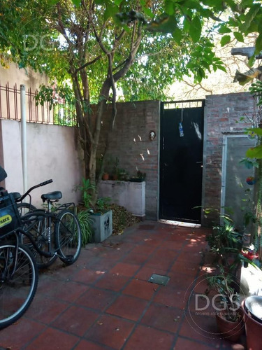 Imagen 28 de 30 de Oportunidad! Ph Tipo Casa De 4 Ambientes Con Cochera En Banfield Este