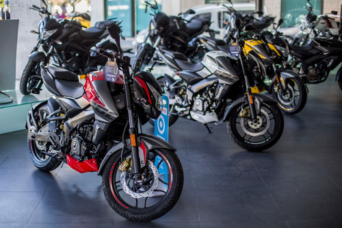 Bajaj Rouser 200 Ns Globalmotorcycles Stock Disponible