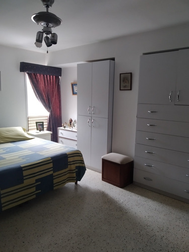 Imagen 10 de 13 de Apto En Venta, Ubicado En Los Ruices. 245 Mts.