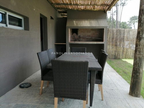 Casa De 3 Dormitorios En Burnett, Punta Del Este- Ref: 1750