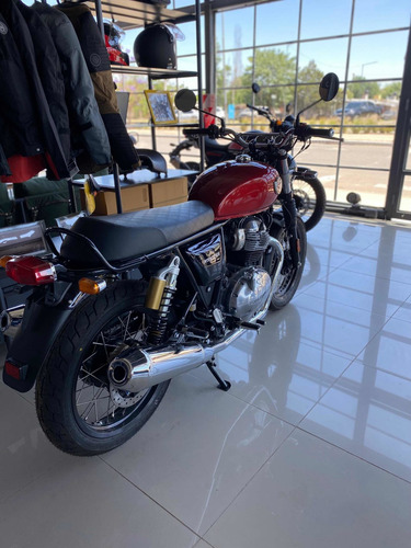 Royal Enfield Interceptor 650 Canyon Red