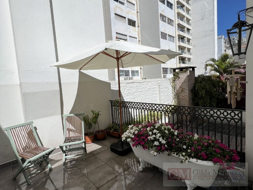 Casa De 2 Pisos, 3 Dormitorios, 4 Baños, En Venta En Pocitos