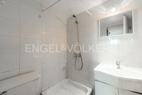Departamento En Venta En Vitacura, Excelente Ubicación