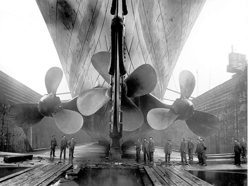 Cuadro Decorativo Histórico Hélices Del Titanic / Tela