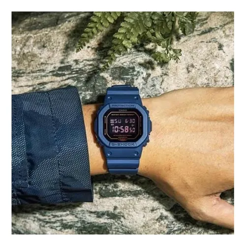 Reloj Casio G-shock Hombre Resina Digital Dw-5600bbm-2dr