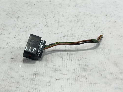 Conector Faro Vw Passat Cc 2.0l 09-12 (Usado)