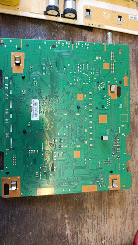 Bn94-15375q Main Samsung Qn70q6dtafxza (Usado)