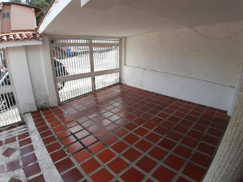 Imagen 4 de 11 de Casa En Venta Los Naranjos Del Cafetal 22-5596 Renta House Los Samanes