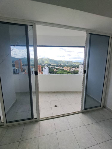 Apartamento En Venta En Resd Gran Parque Ii Valles De Camoruco