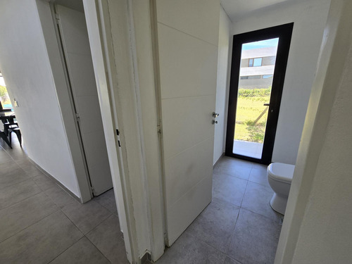 Alquiler Y Venta Casa Puertos Del Lago Con Pileta