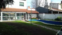 Comprar Chalet 6 Amb En 2 Plantas S\u002Flote De 348m2. Excelente Ubicacion.