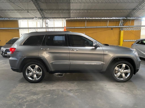 Imagen 9 de 25 de Jeep Gran Cherokee Overland