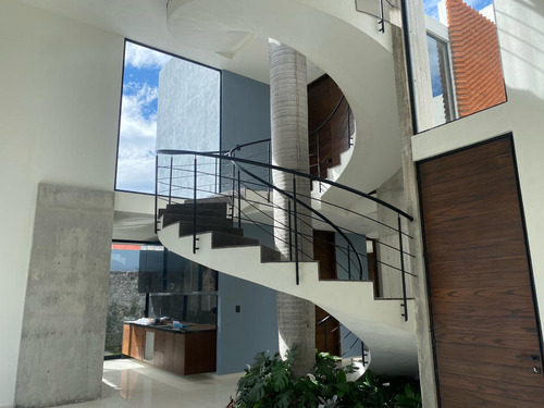 Hermosa Casa En Lomas De Cuernavaca Nueva En Privada Con P