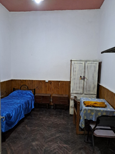 Alquiler De Habitación En Casa De Familia Simples Y Dobles.