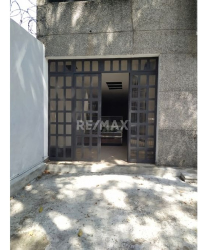Alquiler Edificio Comercial Los Chaguaramos T300m2 C560m2
