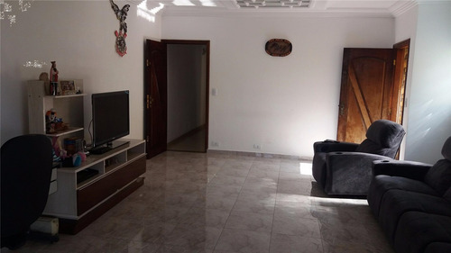 Imagem 1 de 21 de Casa Assobradada - 3 Dormitórios Com 2 Suítes E 4 Vagas Na Garagem - 53682