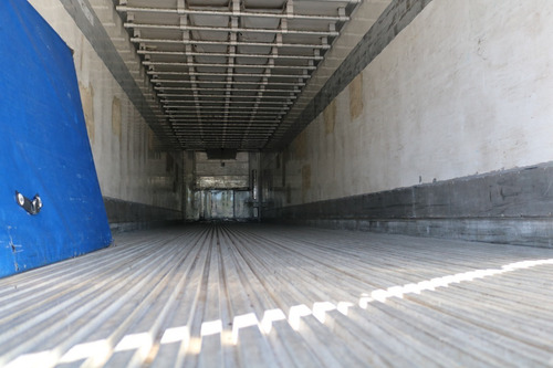Imagem 5 de 15 de Carreta Frigorífica 28 Pallets Thermosara 2009