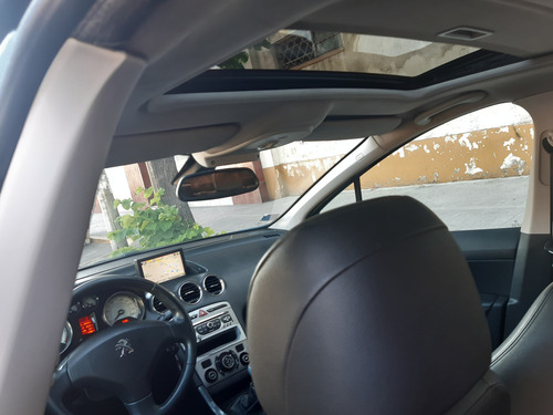 Peugeot 408 2.0 Allure Plus 143cv