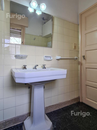 Venta Casa De 3 Dormitorios Con Patio