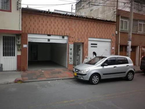 Casalote En Venta En Estrada. Cod V210