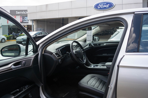 Imagen 9 de 15 de Ford Fusion 2017