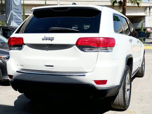 Jeep Grand Cherokee 5.7 Limited Lujo 4x2 Mt