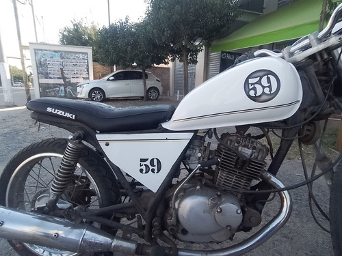 Suzuki En 125 Cafe Racer