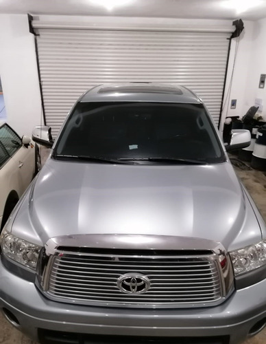 Imagen 3 de 5 de Camioneta Tundra 2010 Limited 4x4 Impecable!!!!