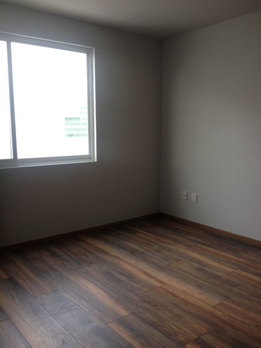Preciosa Residencia En Centro Sur, Misiones Ii - Sótano, 3 Habitaciones, Ctoserv