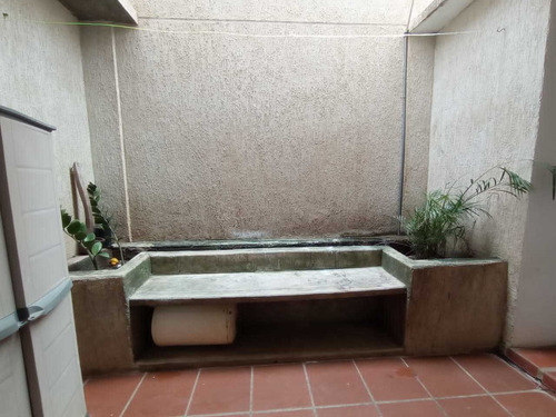 Imagen 7 de 26 de Lindo Townhouse Cerca De Unimar El Valle