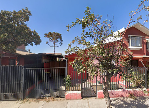 Casa En Venta De 3 Dorm. En Maipú